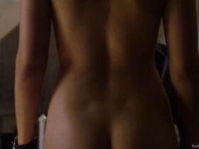 Мэг Браден голая – Руководство по разврату для девушек (2013) #1