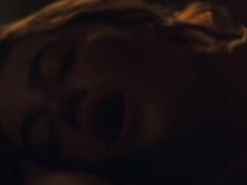 Милли Брэйди голая – Последнее королевство s04e01 (2015) #6