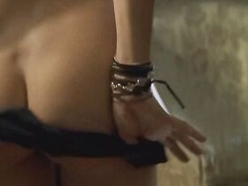 Катя Войвуд голая, Рагна Питолл голая – Опасная афера (1999) #6