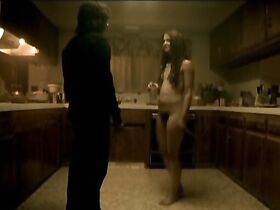 Уитни Эйбл голая, Дайан Гэта голая – Чёрная дыра (2010)