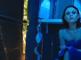 Оги Дьюк голая, Эмили Дир секси – Горящий Кентукки (2019) #5