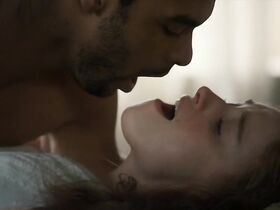 Фиби Дайневор секси – Бриджертоны s01e08 (2020) #5