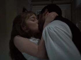 Фиби Дайневор секси – Бриджертоны s01e07 (2020) #1