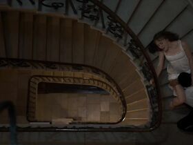 Фиби Дайневор секси – Бриджертоны s01e07 (2020)