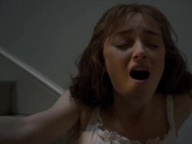 Фиби Дайневор секси – Бриджертоны s01e07 (2020) #5