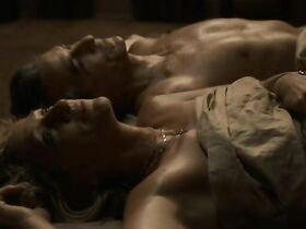 Иди Фалько голая – Клан Сопрано s05e06 (2004) #18