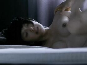 Так Сон-ын секси, Ли Эль голая – Жёлтое море (2014) #13