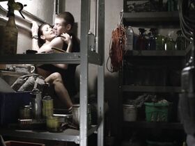 Джулия Бенсон секси – Звёздные врата: Вселенная s01e01 (2009) #3