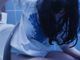 Ясмина Поляк голая – Лето любви (2014) #2