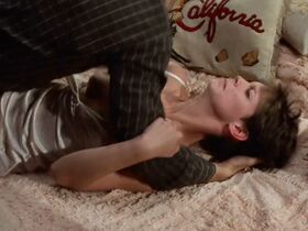 Джейми Ли Кёртис голая – Любовные письма (1983) #18