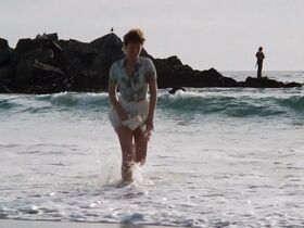 Джейми Ли Кёртис голая – Любовные письма (1983) #5