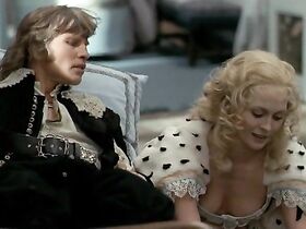 Фэй Данауэй секси – Четыре мушкетера (1974) #3