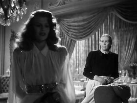 Рита Хэйворт секси – Гильда (1946) #3