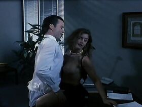 Лэндон Холл голая – Запретные страсти (1996) #3