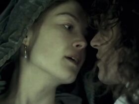 Розамунд Пайк секси – Распутник (2004) #1