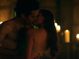 Даниэль Роуз Расселл секси – Наследие s03e04 (2018)