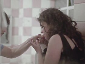 Флор Едуарда Гуррола секси – The Pleasure is Mine (2015) #1