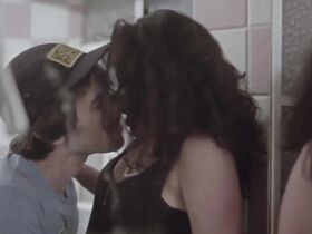 Флор Едуарда Гуррола секси – The Pleasure is Mine (2015) #2