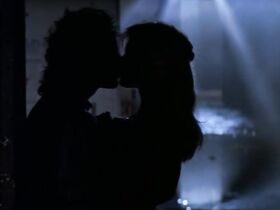 Керри Армстронг голая – Беспощадная охота (1991) #6