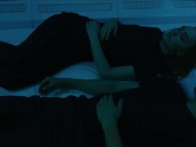 Лили-Роуз Депп секси – Поколение Вояджер (2021) #4