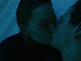 Лили-Роуз Депп секси – Поколение Вояджер (2021) #6