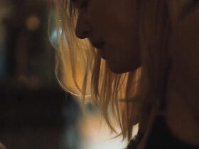 Кейт Уинслет секси – Мейр из Исттауна s01e01 (2021) #4