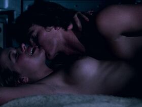 Сильвия Райт голая – Кровавый день рождения (1981) #14