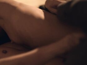 Кейтлин Либ голая – Взаперти (2010) #10