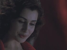 Орнелла Маркуччи голая – Все леди делают это (1992) #4