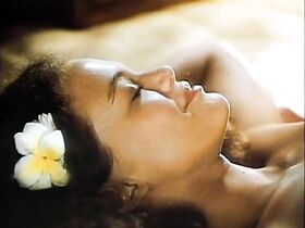 Марен Дженсен голая – Ловец акул с острова Бора-Бора (1981) #8