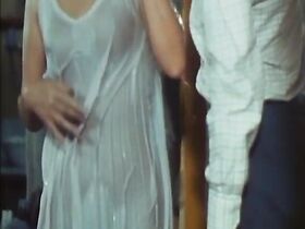 Джина Лоллобриджида секси – Прекрасный ноябрь (1969) #9