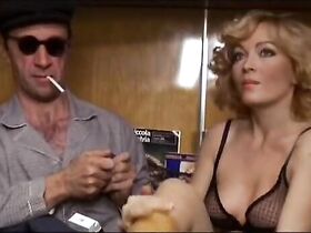 Мария Бакса секси – Belli e brutti ridono tutti (1979) #4