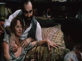 Клодин Дельво голая – Petit Con (1984) #5