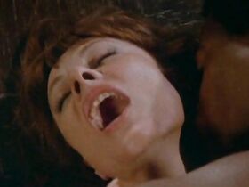 Энн Хейвуд голая – Удачи, Мисс Викофф! (1979) #15