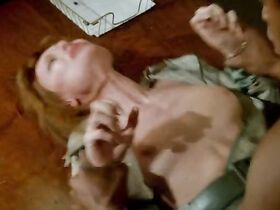 Энн Хейвуд голая – Удачи, Мисс Викофф! (1979) #4