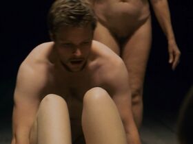 Изабель Грилл голая – Солнцестояние (2019) #13