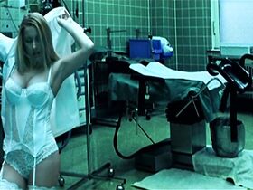 Дениз Ричардс секси – Шлюха (2004) #5