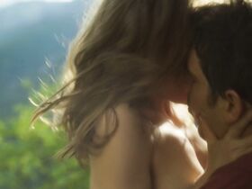 Лу де Лааж голая – Белоснежка. Сказка для взрослых (2019) #11