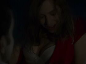 Лу де Лааж голая – Белоснежка. Сказка для взрослых (2019) #23