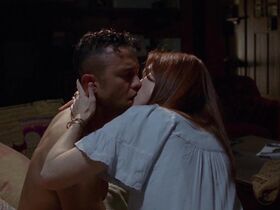 Джулианна Мур секси – Страсти Дон Жуана (2013) #1