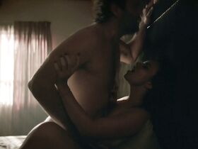 Лесли Льювет голая – День, когда Земля замерзла s01e02 (2019) #2