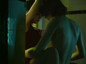 Люси Арон голая – Absinthe (2016) #9