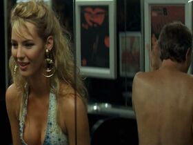 Луиз Бургуэн голая – Девушка из Монако (2008) #6