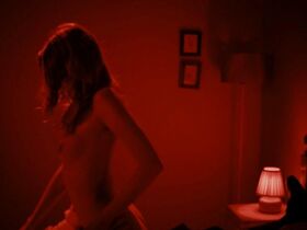 Сара Бек Мэтер голая – Харизмата (2017) #4