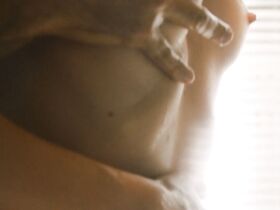 Сильвия Хукс голая – Что бы ни случилось (2017) #4