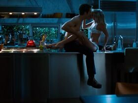 Риз Уизерспун секси – Значит, война (2012) #6