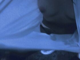 Брижит Бако голая – Странные дни (1995) #3