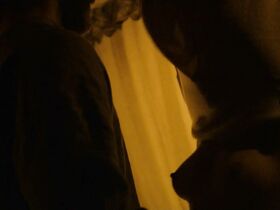 Флоренс Пью голая – Король вне закона (2018) #2