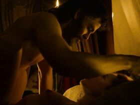 Флоренс Пью голая – Король вне закона (2018) #7