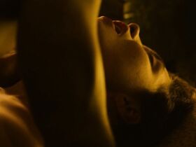 Флоренс Пью голая – Король вне закона (2018) #9